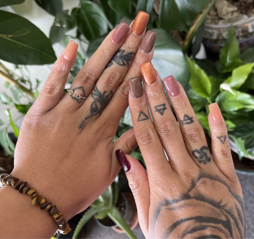 Lively Nails Salon 2