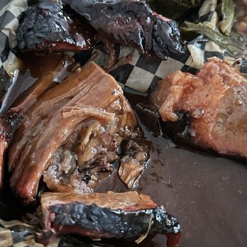 Smokin & Tippin BBQ - Nice bark on the brisket - Barbeque Near Me - Modesto, California Smokin & Tippin BBQ - Nice bark on the brisket - Barbeque Near Me - Modesto, California