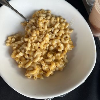 Yard House - Kids Mac & Cheese - New American Near Me - Orlando, Florida