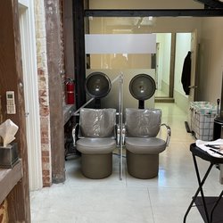 Salon Matheson - Separately contained shampoo area
