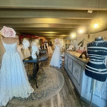 Chic Bohëmian Bride - Accessories Near Me - Glendale, California