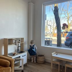 Spokane Baby Company - Play area for kids while you shop.
