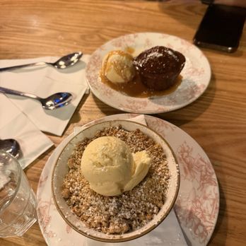 The Boxty House - Sticky toffee pudding & apple crumble - Irish Near Me - Dublin, D The Boxty House - Sticky toffee pudding & apple crumble - Irish Near Me - Dublin, D