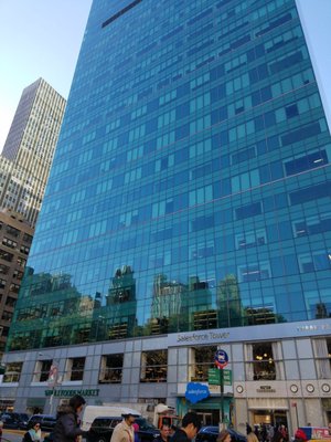 Salesforce Tower by null