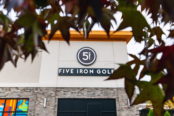 Five Iron Golf - Shelby Township