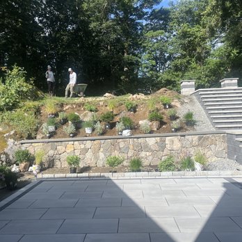 Fresh Landscaping And Masonry - the steps leading up to the house - Masonry/Concrete Near Me