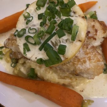 Linn's Restaurant - Sand dabs over mashed potato's with lemon caper dill sauce & ginger carrots ...but missing the "sweet potato curls" ! - American Near Me - Cambria, California Linn's Restaurant - Sand dabs over mashed potato's with lemon caper dill sauce & ginger carrots ...but missing the "sweet potato curls" ! - American Near Me - Cambria, California