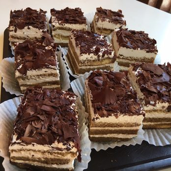 Los Almendros Bakery - Yummy tiramisu - Bakeries Near Me - Glendale, California Los Almendros Bakery - Yummy tiramisu - Bakeries Near Me - Glendale, California