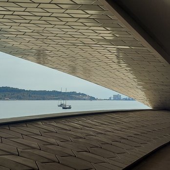 MAAT Cafe & Kitchen - Dining to gorgeous waterside views. - Restaurants Near Me - Lisbon, 11