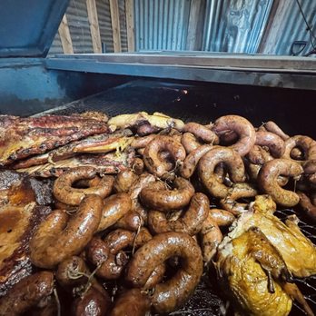 Maxwell Barbecue Co - Barbeque Near Me - Maxwell, Texas