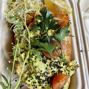 Aa Roots Maui - Avocado toast - Vegan Near Me - Lahaina, Hawaii Aa Roots Maui - Avocado toast - Vegan Near Me - Lahaina, Hawaii