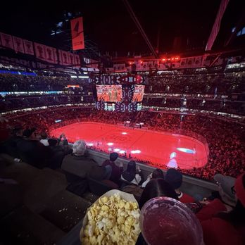 United Center - Stadiums & Arenas Near Me - Chicago, Illinois