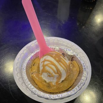 The Scookie Bar - Vegan chocolate chip cookie, vegan vanilla ice cream, peanut butter drizzle (100% vegan!) - Desserts Near Me - Phoenix, Arizona