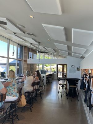 Iron Hub Winery by null