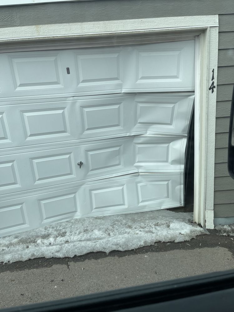 Residential Garage Door Repair - Garage Door Contractor in Sioux Falls, SD