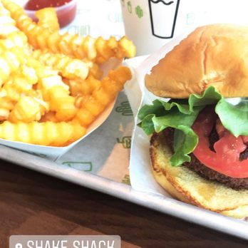 Shake Shack Pinecrest - Burgers Near Me - Orange Village, Ohio Shake Shack Pinecrest - Burgers Near Me - Orange Village, Ohio