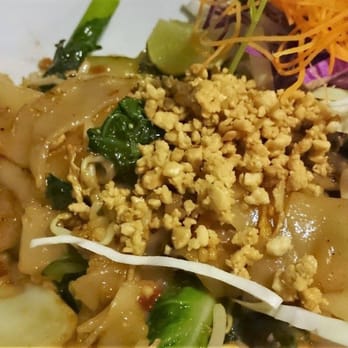Noodle Wave - Flat noodles, Noodle Wave - Thai Near Me - Richardson, Texas