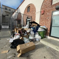 Amazon Westwood Village - This is back of amazon store in westwood. They keep trash there for weeks and entire building is full of rat because of this.
