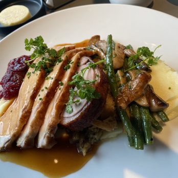 Faubourg Montclair - Turkey Dinner (Thanksgiving) - French Near Me - Montclair, New Jersey Faubourg Montclair - Turkey Dinner (Thanksgiving) - French Near Me - Montclair, New Jersey