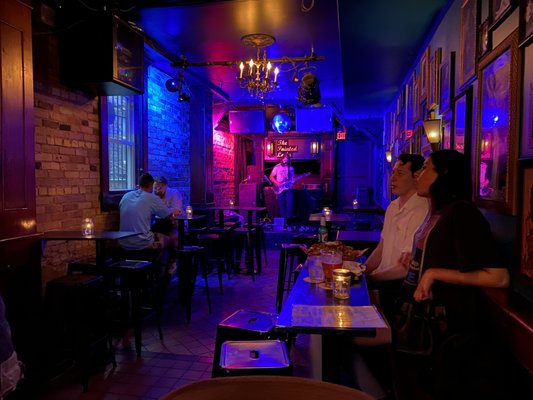 THE PAINTED LADY - 37 Photos & 63 Reviews - 218 Ossington Avenue, Toronto, Ontario - Pubs