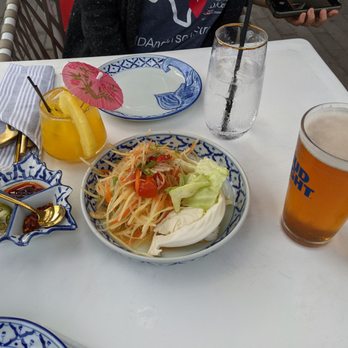 Kin Dee - Papaya Salad - Thai Near Me - Houston, Texas Kin Dee - Papaya Salad - Thai Near Me - Houston, Texas