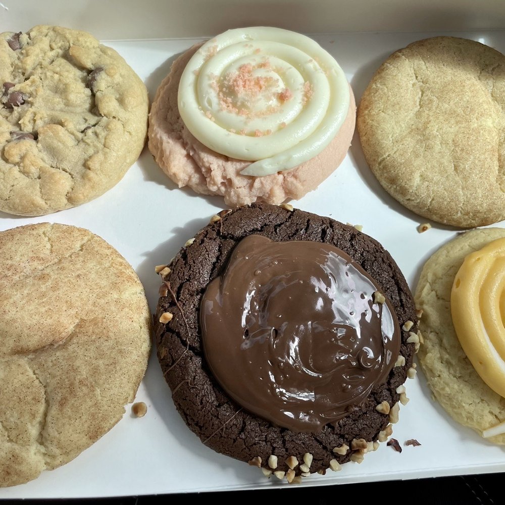 Crumbl - Keystone Shoppes - Cookies!!! - Bakeries Near Me - Indianapolis, Indiana Crumbl - Keystone Shoppes - Cookies!!! - Bakeries Near Me - Indianapolis, Indiana