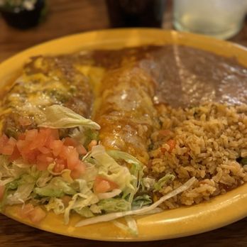 D'Corazon - Crispy Chili Relleno and Chicken Enchilada combo - Mexican Near Me - Denver, Colorado D'Corazon - Crispy Chili Relleno and Chicken Enchilada combo - Mexican Near Me - Denver, Colorado