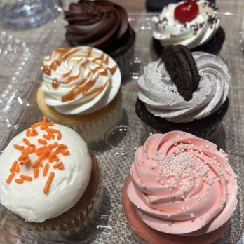 Bakeshop - Cupcakes - Desserts Near Me - Arlington, Virginia