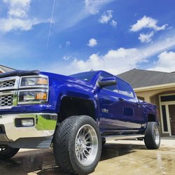 Hunters Outfitters - Hunters outfitters installed my lift wheels and tires and retract bed cover on my 2014 Silverado