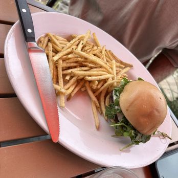 Bavette Grill - Butcher Burger - New American Near Me - Plano, Texas