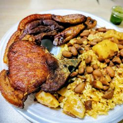 El Kiosquito Boricua - Fried pork yellow rice and beans