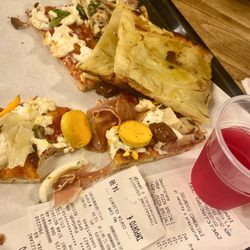 Forno Feliziani - Pizzas for 3 of us for about $15, yum!
