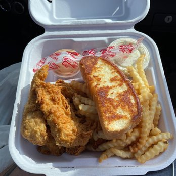 Raising Cane's Chicken Fingers - Box combo - Fast Food Near Me - Clovis, California Raising Cane's Chicken Fingers - Box combo - Fast Food Near Me - Clovis, California