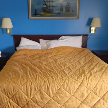 Bonanza Motel - Huge bed - Hotels Near Me - Vega, Texas Bonanza Motel - Huge bed - Hotels Near Me - Vega, Texas