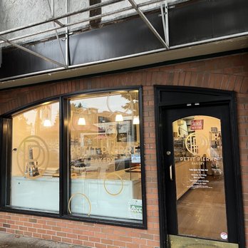 Petit Pierre Bakery - Cafes Near Me - Seattle, Washington