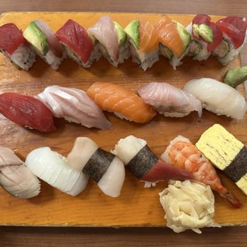 Akasaka - Assorted sushi - Japanese Near Me - Honolulu, Hawaii