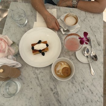 Cara Hotel - Olive oil cake and affogato - Hotels Near Me - Los Angeles, California