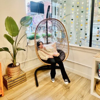 Short & Sweet - Love this chair! - Bubble Tea Near Me - Vancouver, Washington Short & Sweet - Love this chair! - Bubble Tea Near Me - Vancouver, Washington
