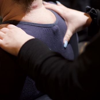 20 Volume Salon - Complimentary neck and shoulder rub! - Hair Salons Near Me - Phoenix, Arizona