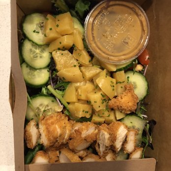 Summer Kitchen +bakeshop - Summer House salad with crispy chicken - New American Near Me - Berkeley, California Summer Kitchen +bakeshop - Summer House salad with crispy chicken - New American Near Me - Berkeley, California