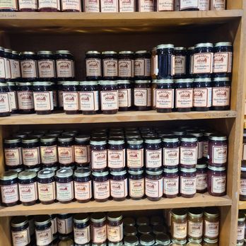 Demarest Farm - The variety of jams, jellies and preserves at Demarest Farms - Farmers Market Near Me - Hillsdale, New Jersey