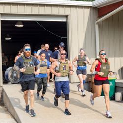 Bandit CrossFit - Out the door and down the road. Runs are part of the program.