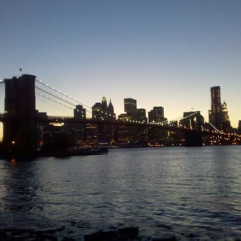Brooklyn Bridge - Landmarks & Historical Buildings Near Me - Brooklyn, New York