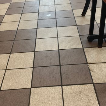 White Castle - Unclean floor - Burgers Near Me - Louisville, Kentucky