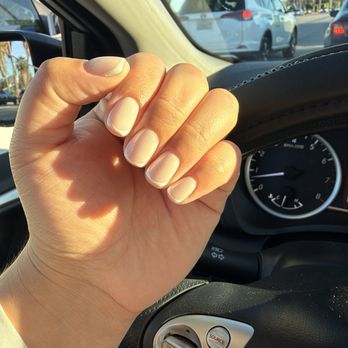 MODERN GLOW BAR - French nail design on short nails - Hair Salons Near Me - Granada Hills, California MODERN GLOW BAR - French nail design on short nails - Hair Salons Near Me - Granada Hills, California