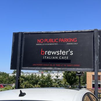 Brewster's New Buffalo - Parking area outside - Italian Near Me - New Buffalo, Michigan Brewster's New Buffalo - Parking area outside - Italian Near Me - New Buffalo, Michigan