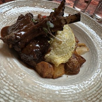 Kokomo - Lamb chops and eggs with breakfast potatoes - Caribbean Near Me - Brooklyn, New York Kokomo - Lamb chops and eggs with breakfast potatoes - Caribbean Near Me - Brooklyn, New York