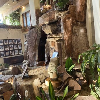 El Pinto - Waterfall - New Mexican Cuisine Near Me - Albuquerque, New Mexico El Pinto - Waterfall - New Mexican Cuisine Near Me - Albuquerque, New Mexico