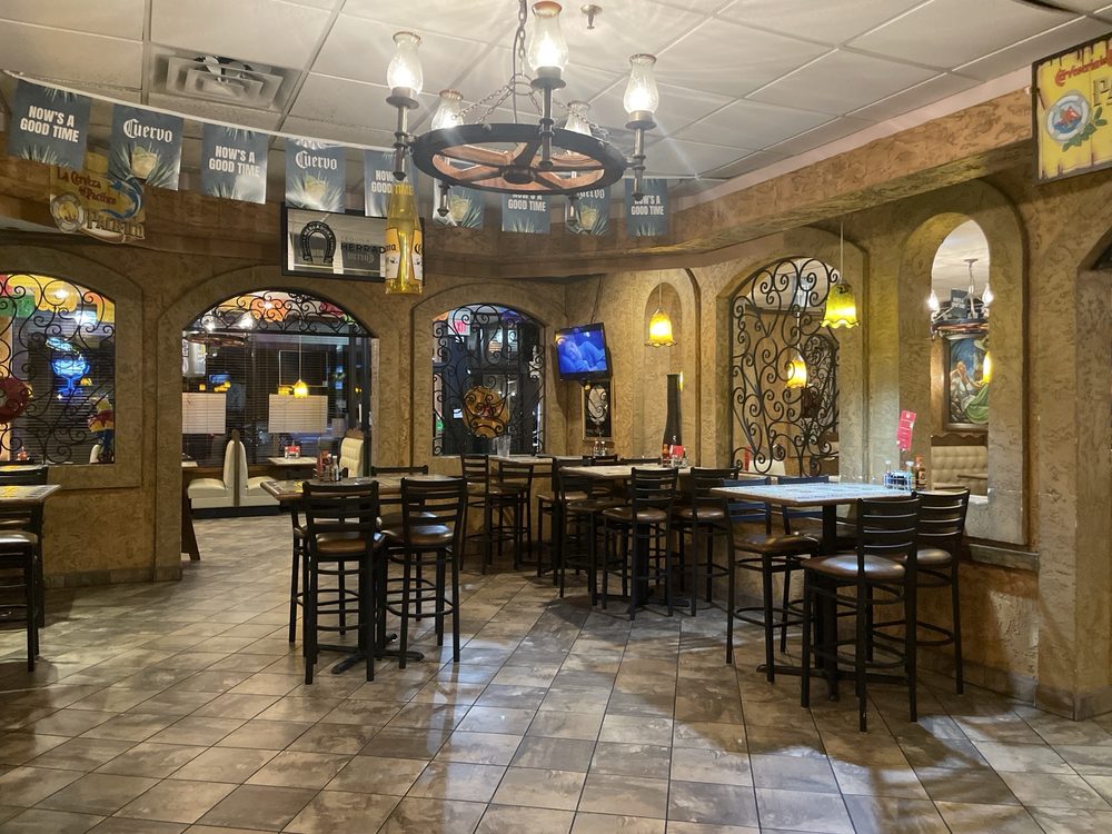 El Loro - Lexington