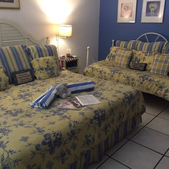 Knowles House - Vacation Rentals Near Me - Key West, Florida